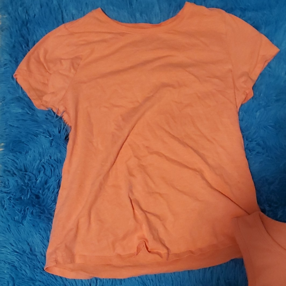 Shirts - Picture 2 of 3
